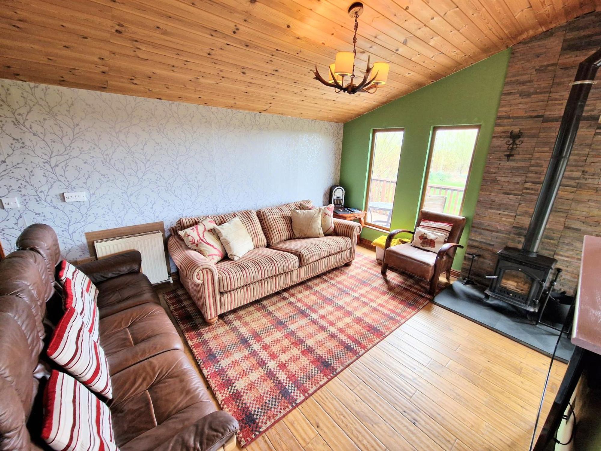 Villa Torridon 1 With Private Hot Tub - Fife - Loch Leven - Lomond Hills- Pet Friendly Kelty Exterior foto