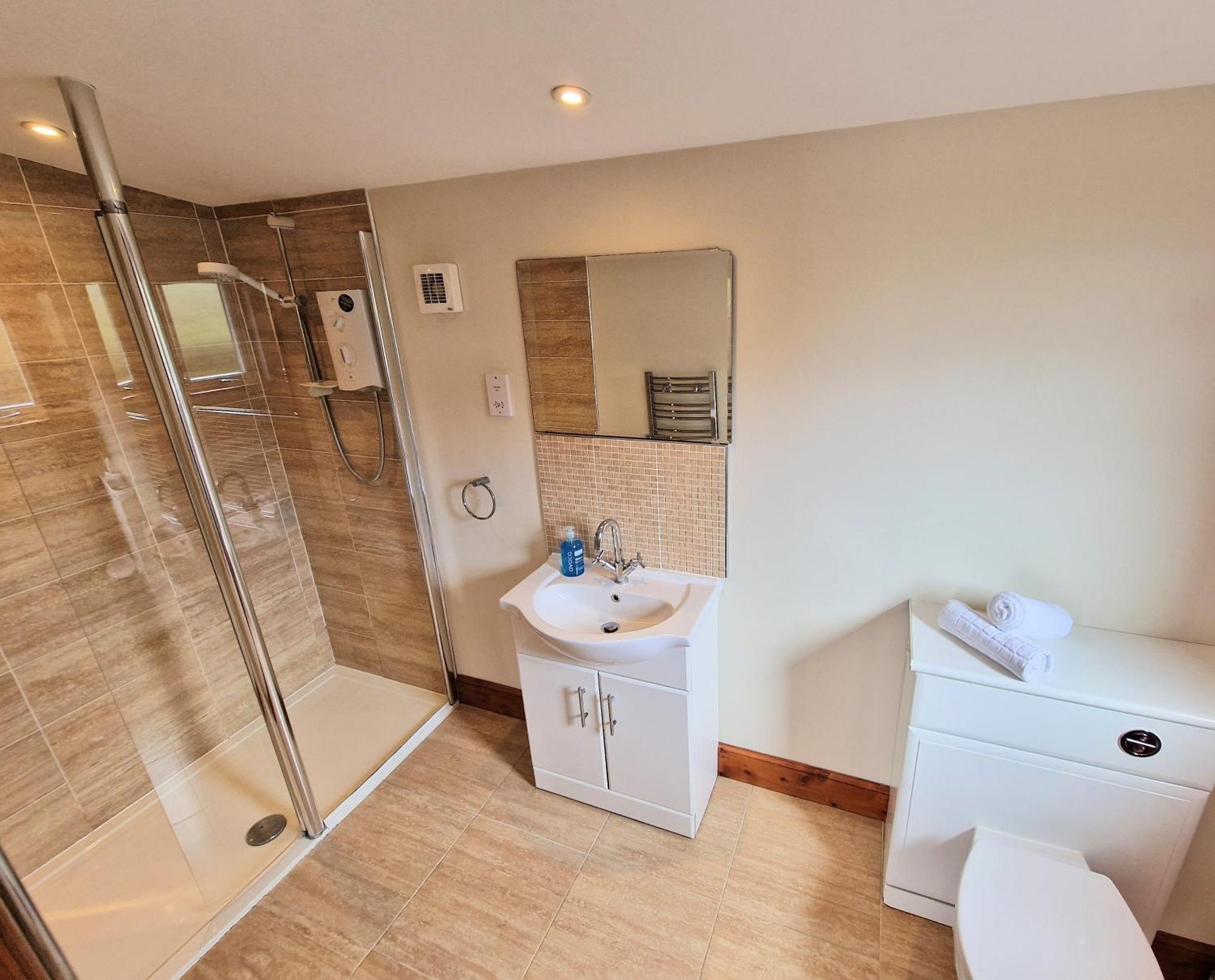 Villa Torridon 1 With Private Hot Tub - Fife - Loch Leven - Lomond Hills- Pet Friendly Kelty Exterior foto